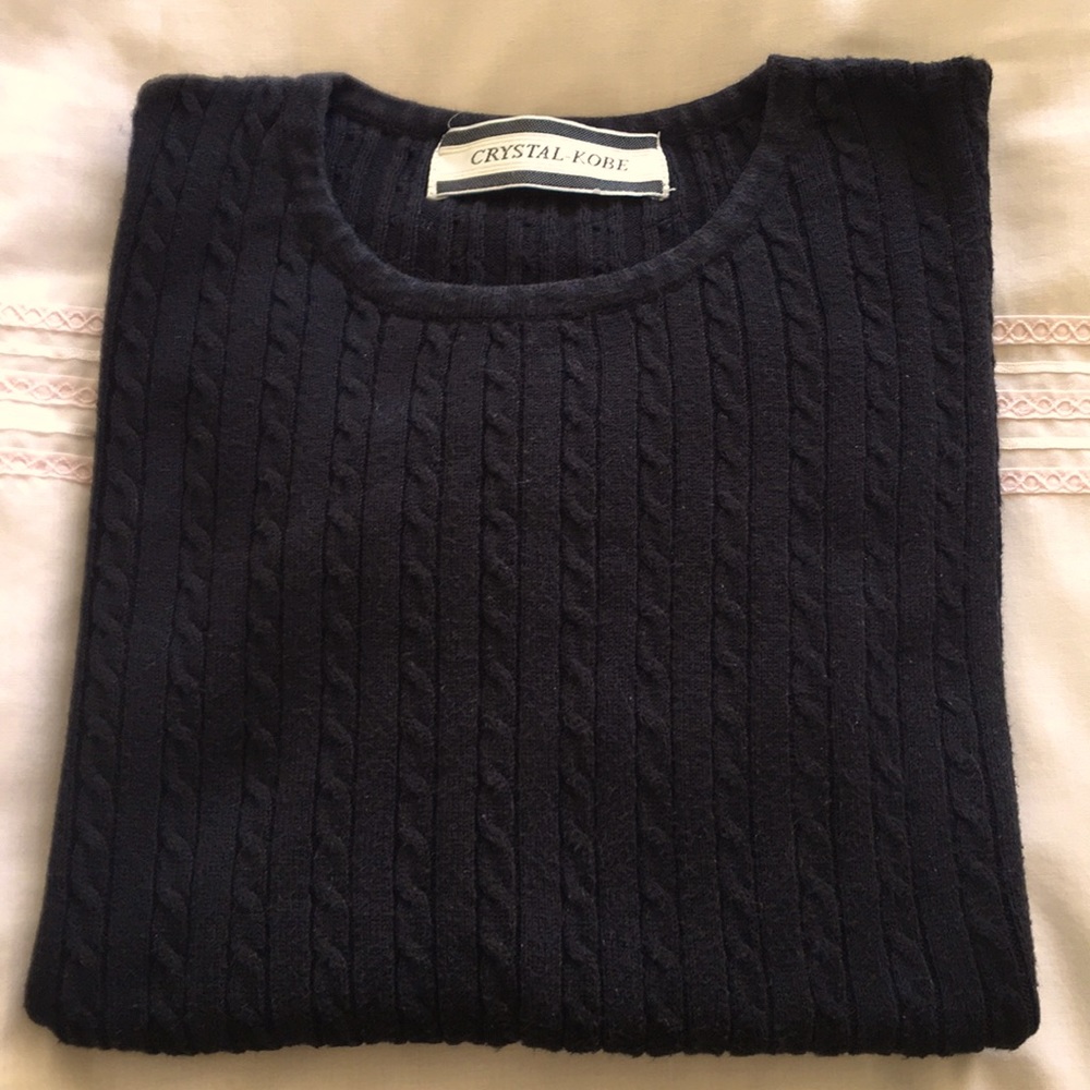 Short sleeve sweater